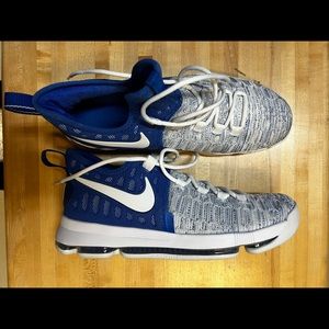 Nike KD 9. Used. Excellent condition. Size 11.